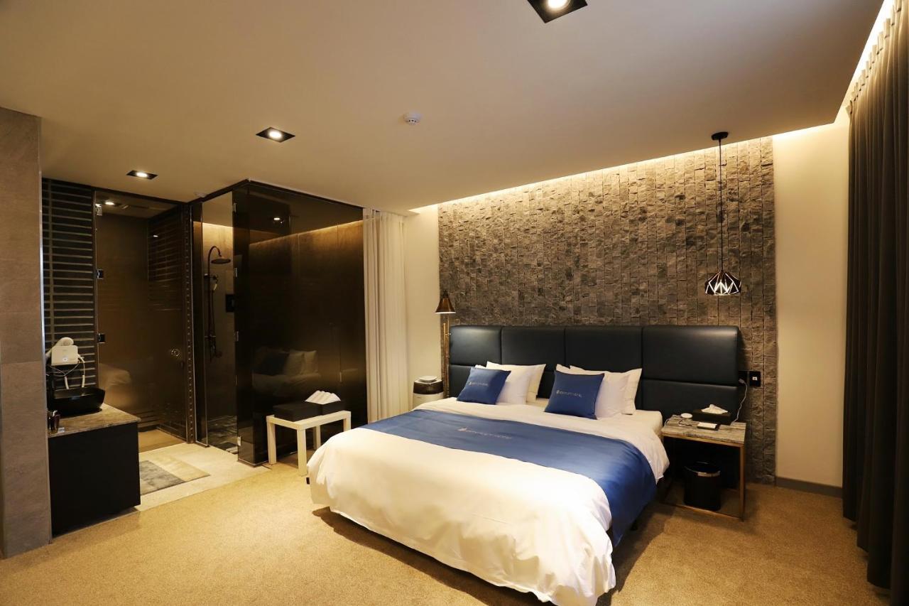Chuncheon Hotel Bentley Exterior foto